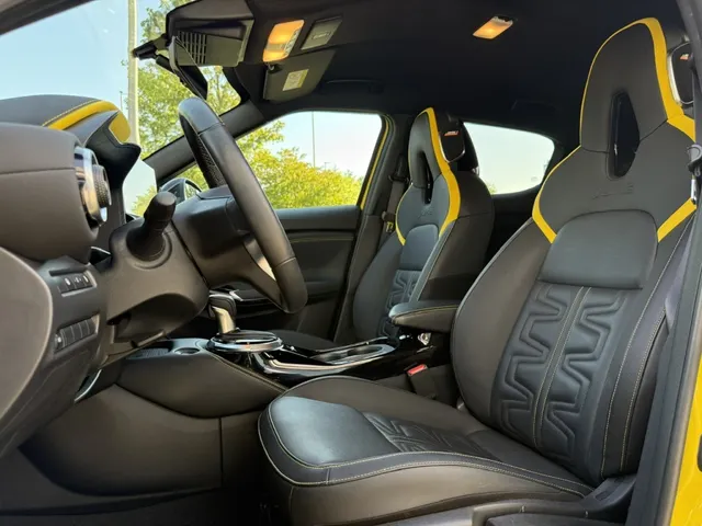 Nissan Juke Hybrid 143pk N-Sport | Navigatie | 360-Camera | App Connect | ACC | Cold Pack | Keyless