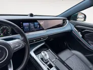 Voyah Free Flagship Edition 4WD 106 kWh | Full Option | 500 km rijbereik | Luchtvering | Stoelkoeling, -verwarming en -massage | Blackline exterieur & interieur |