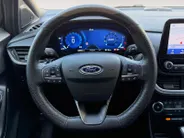 Ford Puma Vignale | Dealer onderhouden | Automaat | Winter pack | BLIS | Adapt. Cruise control | Lederen bekleding | Elektr. Achterklep | 18' lichtmetalen velgen | Bovag garantie |