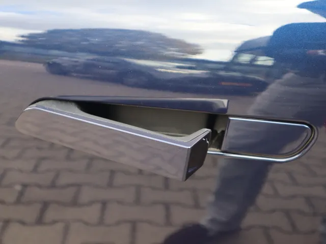 Mitsubishi Eclipse Cross Intense 67 kWh | Stoel Verwarming | Carplay |