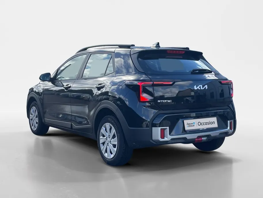 Kia Stonic 1.0 T-GDi MHEV DynamicLine | Navigatie | Parkeer camera | Cruise control | Stoel + Stuur verwarming | DEMO
