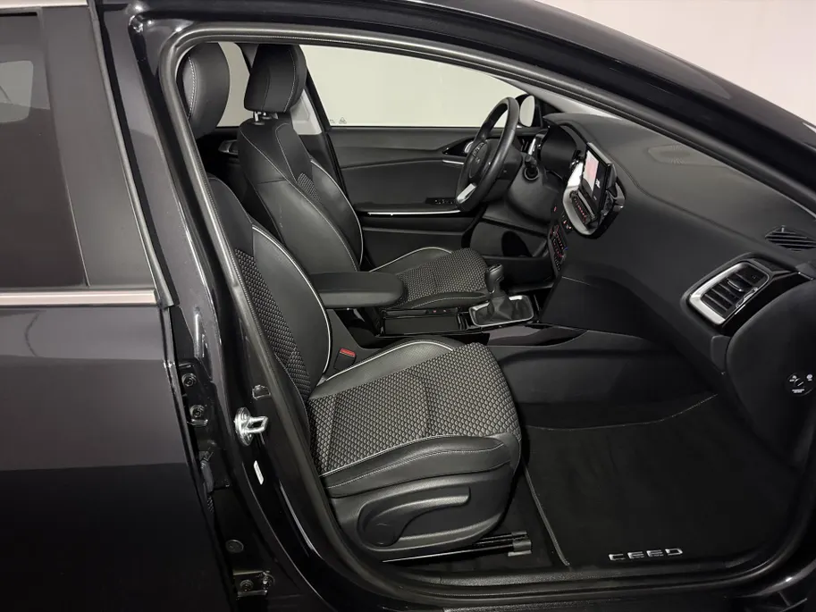Kia Ceed Sportswagon Sw 1.0 T-GDi 100pk DynamicPlusLine