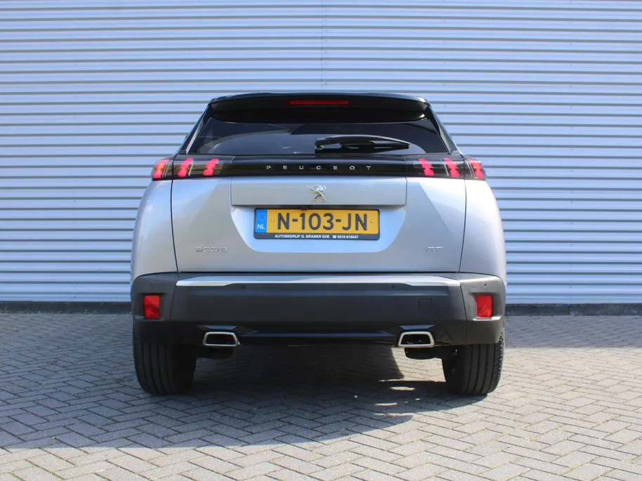 Peugeot 2008 1.2 PureTech GT | Automaat | Navi | Camera | Panoramadak | Dodehoek detectie | Cruise adapt. | 17' LM | LED |