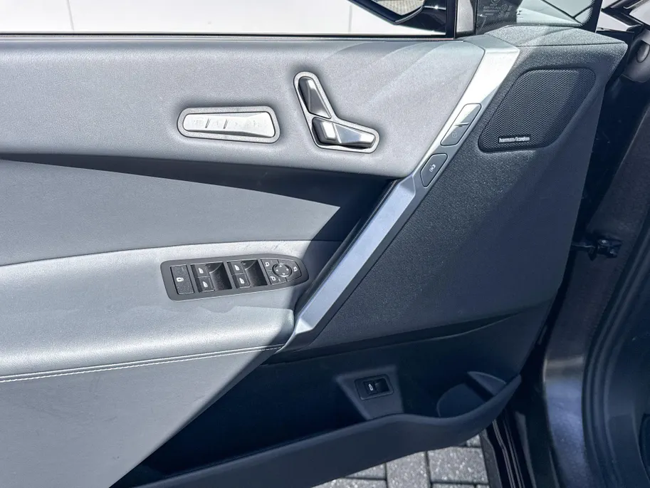 BMW iX xDrive60