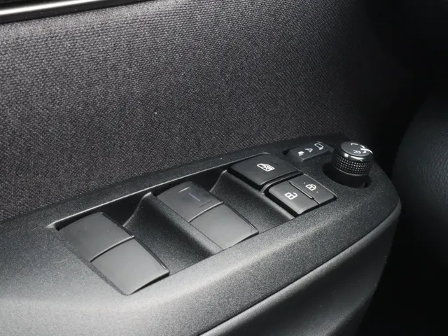 Toyota Yaris Cross 1.5 Hybrid GR Sport | Panoramadak | JBL | Blindspot | HUD