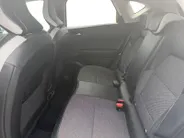 Renault Captur 1.6 E-Tech Hybrid 145 Intens | Automaat | Dealer Onderhouden | Camera | All Season Banden | Climate & Cruise Control | Apple Carplay & Android Auto | 12 Maanden BOVAG Garantie