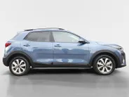 Kia Stonic 1.0 T-GDi MHEV DynamicPlusLine | Camera | Navi | Privacy Glass | Apple Carplay | Android Auto | Lichtmetalen Velgen |