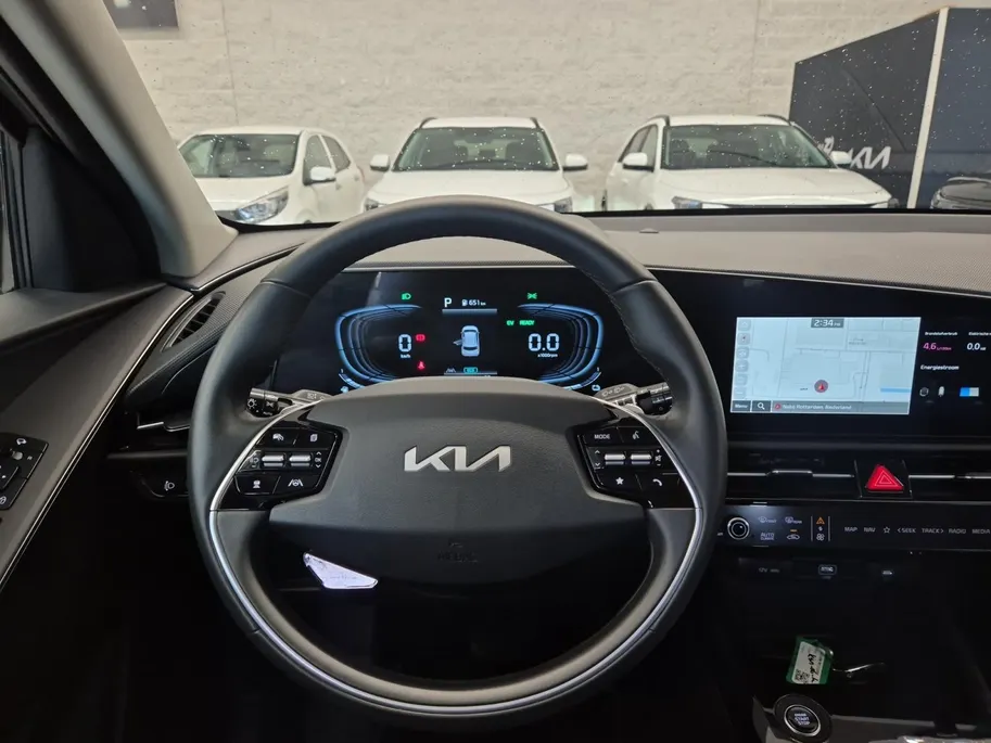Kia Niro 1.6 GDi Hybrid Dynamicline | Airco | Navi | Camera | Elektrische bestuurdersstoel | Privacy Glass | Dodehoek assistentie
