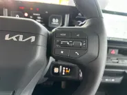Kia Seltos 1.6i X-Line Demo Edition | NIEUW MODEL | 180 PK | Harman Kardon | Geventileerde & verwarmbare stoelen | 360 Camera | Fabrieksgarantie 3-7-2033 + 3x 1 jaar* | Trekgewicht: 1.300 kg | NAP