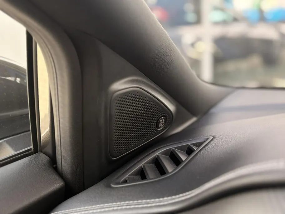 Ford Puma 1.0 EcoBoost ST-Line X Vignale Automaat DRIVER ASSISTANCE PACK I WINTER PACK I MATRIX LED-KOPLAMPEN I MASSAGE STOELEN I APPLE CARPLAY / ANDROID AUTO I