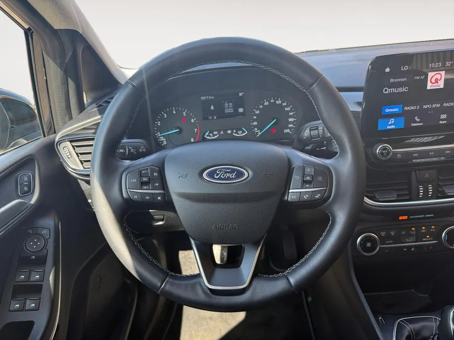 Ford Fiesta 1.0 EcoBoost Hybrid Titanium | NL Auto | Winter Pack | Comfort Pack | Apple Carplay & Android Auto | Cruise Control | PDC |