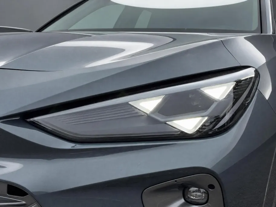 CUPRA Terramar 1.5 TSI e-Hybrid VZ Performance 272PK l Panoramadak l Sennheizer l Moon light interieur