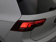 Volkswagen Golf GTE 1.5eHybrid 272PK GTE · Navigatie · Apple Car Play · Camera + Parkeersensoren · Garantie t/m 18-03-2030 of 100000km