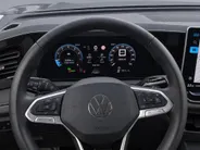 Volkswagen Tiguan 1.5eTSI/150PK Energy · Trekhaak · Stoelverwarming · Apple/Android Car Play ·  Navigatie ·  360°Camera + Parkeersensoren · Garantie t/m 21-01-2028