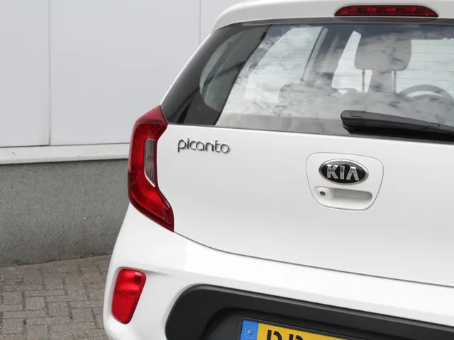 Kia Picanto 1.0 CVVT ComfortPlusLine Navigator | Navi | Airco | Lm-Velgen