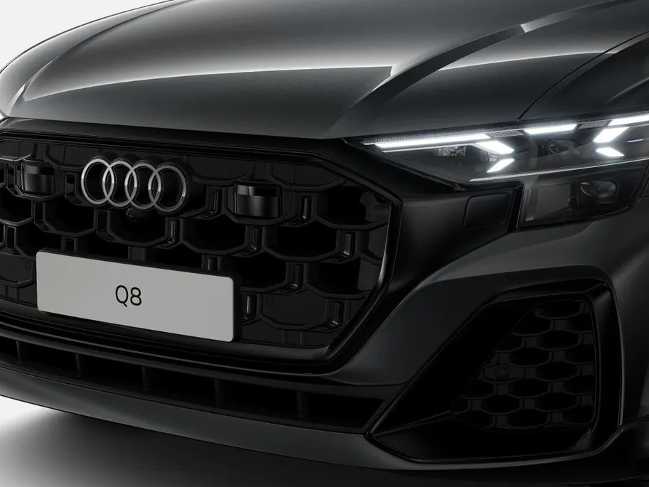 Audi Q8 60 TFSI e quattro Competition Plus 490 PK · B&O Premium 3D · Vierwielbesturing · Assist parking plus, remote
