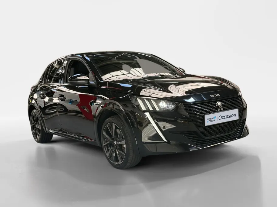 Peugeot e-208 EV GT 350 50 kWh STOELVERWARMING | ACHTERUITRIJCAMERA | GLASSROOF | 12 MAANDEN BOVAG GARANTIE