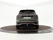 Volkswagen Tiguan 1.5 eHybrid 272pk DSG R-Line Edition · Panoramadak · 360 Camera · Harman Kardon Audio · Inklap. Trekhaak · Matrix LED · Head-Up Display · Keyless · Garantie t/m 19-11-2030 of 100.000km