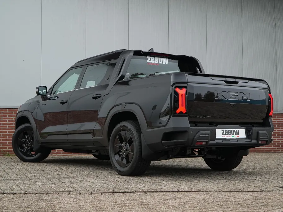 KGM Musso EV 80,6 kWh BLACKLINE 4WD 237PK