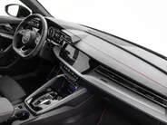 Audi A3 Sportback 45 TFSIe 272pk S edition Competition · Panoramadak · Camera · Leder Interieur · Elek. achterklep · Stoelverwarming · 18'' Inch · Garantie t/m 22-10-2030 of 100.000km