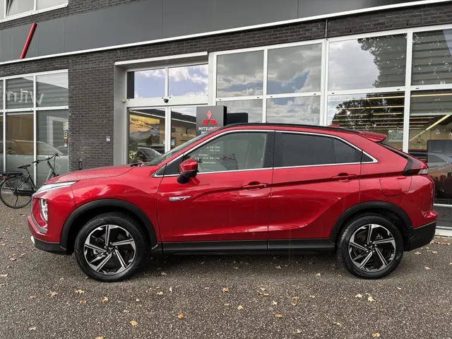 Mitsubishi Eclipse Cross 2.4 PHEV First Ed.