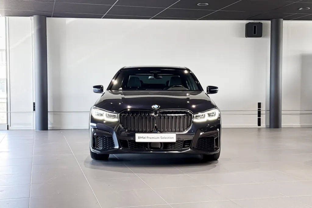 BMW 7 Serie 745e High Executive