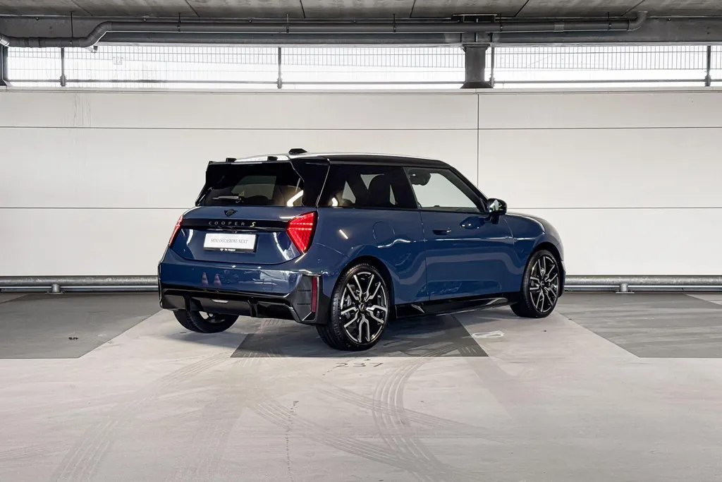 MINI Cooper 3-deurs Electric Cooper SE John Cooper Works L 54.2 kWh