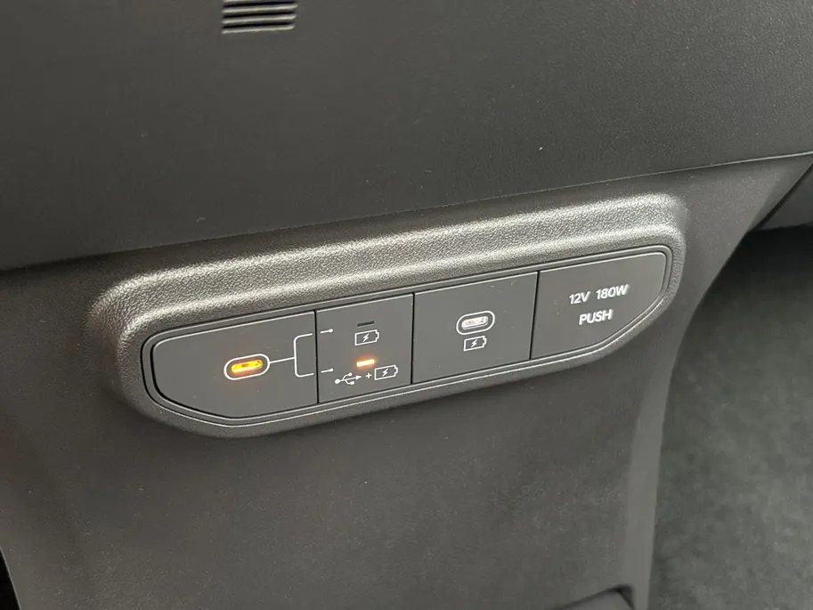 Kia EV5 GT-Line Business Edition 81.4 kWh | Demo | 20' Lichtmetaal | Pano | Memory | Stoel + Stuurverwarming | Camera | Leder | Beschikbaar vanaf december 2026 |