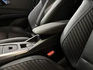 Renault Clio 160PK Hybrid Esprit Alpine Automaat | DEMO | Harman Kardon Audio | 360 Camera | Adaptive Cruise Control | Stoelverwarming | Apple CarPlay/Android Auto | Climate Control | Full LED | Lichtmetalen Velgen | Sportstoelen |