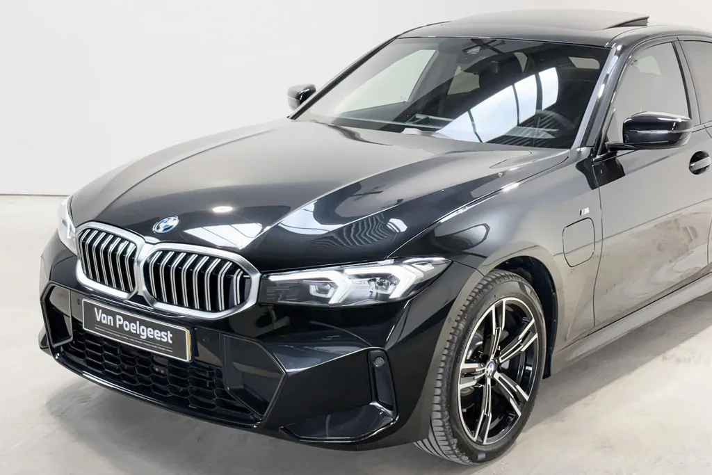 BMW 3 Serie Sedan 330e M Sportpakket