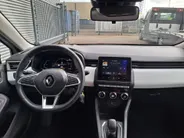 Renault Clio 1.6 E-Tech Full Hybrid 145 evolution AUTOMAAT | Navigatie | Sensoren | Airco | Cruise | Rijstrooksensor met correctie | DAB | Apple Carplay/Android Auto