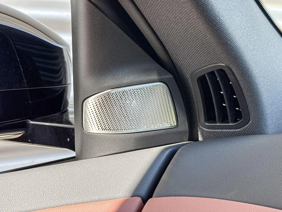 BMW iX3 40 eDrive 83 kWh