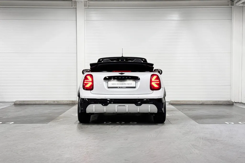 MINI Cooper Cabrio C John Cooper Works