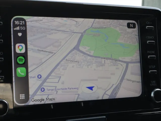 Toyota Yaris 1.5 Hybrid Dynamic Limited | Stoelverwarming | Parkeersensoren