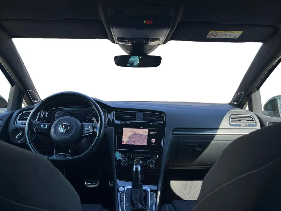 Volkswagen Golf 2.0 TSI 4Motion R | Carplay | Stoelverwarming | Parkeercamera | Climate Control
