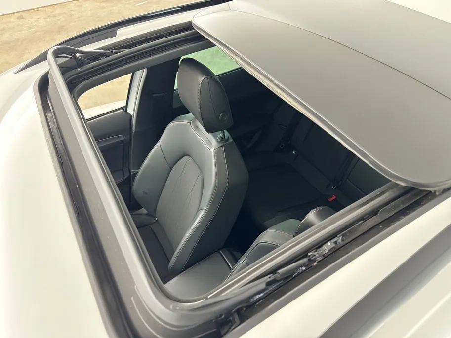 CUPRA Formentor 1.4 e-Hybrid DSG Business Automaat | Panoramadak | Elektrische achterklep | Adaptieve Cruise Control