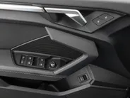 Audi A3 Sportback 35 TFSI 150pk S-tronic S edition · Apple/Android Car Play · Navigatie · Elek. Achterklep · P-Sensoren · Cruise Control · Zwart Optiek · 19'' Inch ·