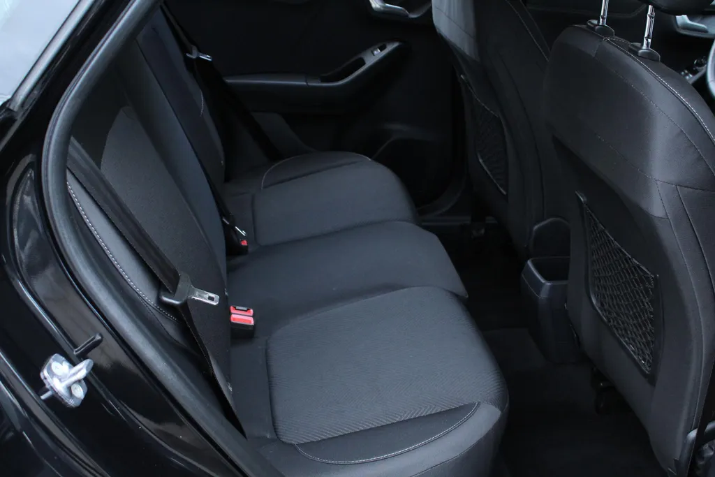 Ford Puma 1.0 EcoBoost Connected | 95 pk | Comfort Pack |