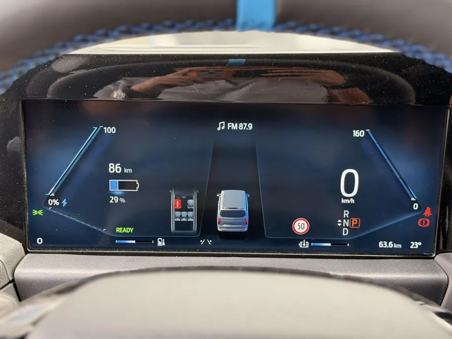 Ford E-Transit Custom L2H1 MS-RT 71 kWh 286 PK Dubbele Cabine UIT VOORRAAD I INKLAPBARE TREKHAAK I DRIVER ASSIST PACK ULTIMATE I DUBBELE ZIJSCHUIFDEUREN I FULL LED-KOPLAMPEN I APPLE CARPLAY / ANDROID AUTO I