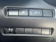 Nissan Juke 1.6 Hybrid Tekna *Navi+Camera*Climate*Parc Assist*LM.Velgen*RIJK UITGERUST!