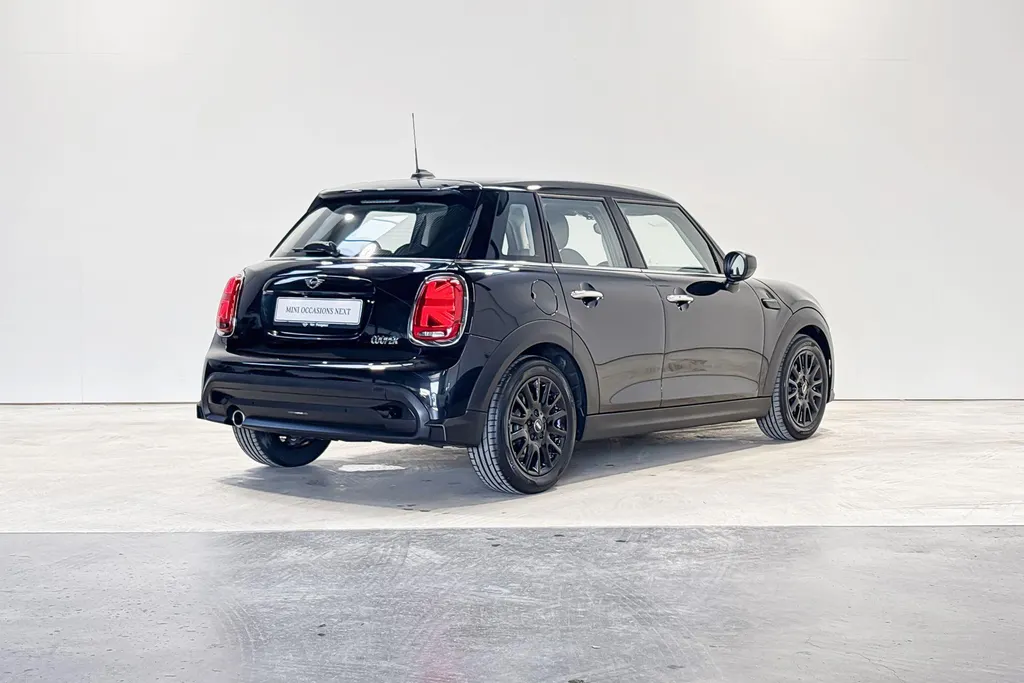 MINI Cooper 5-deurs Cooper Camden Edition