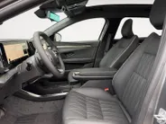 Mitsubishi Eclipse Cross Instyle 87 kWh Demonstratieauto| Lederen bekleding | 360 camera | Stoel-/ stuurverwarming | Carplay / Android Auto | Panoramadak |