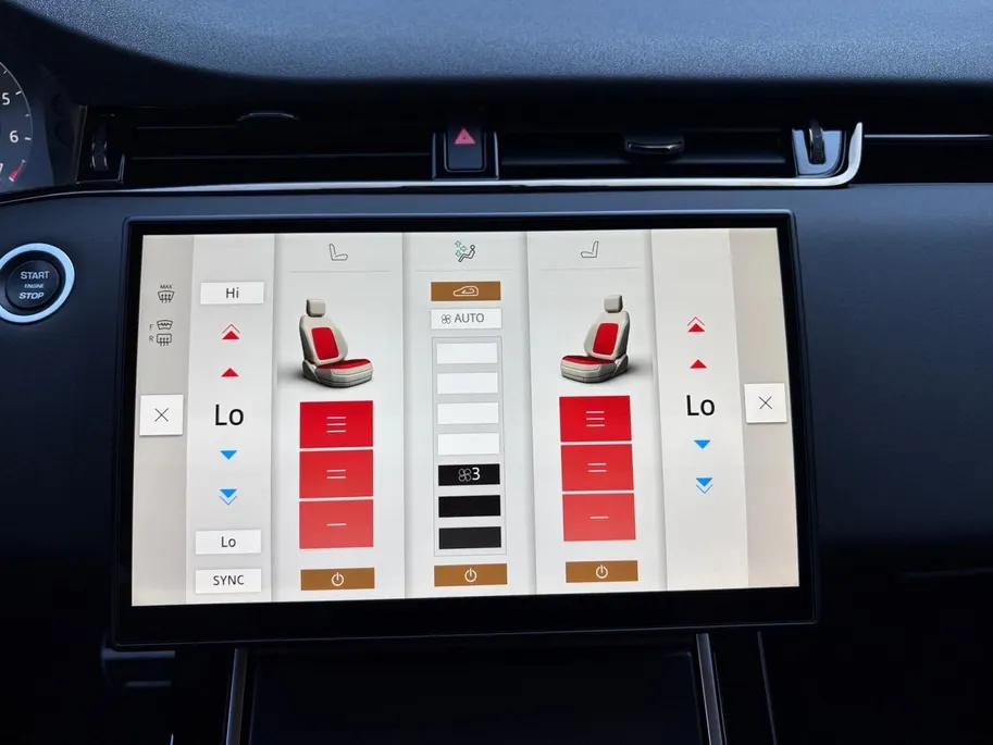 Land Rover Range Rover Evoque 1.5 P270e PHEV AWD SE Dynamic Edition | Black Pack | Keramische coating | Panoramadak | Meridian audio-installatie | Elektrisch verstelbare stoelen incl. geheugenfunctie | 3D camera | Apple/Android Carplay | Elektrisch verstelbare achterklep | Stoelverwar