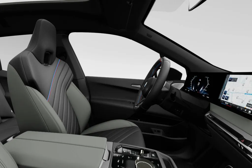 BMW iX xDrive M70