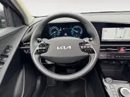 Kia Niro 1.6 GDi Hybrid DynamicPlusLine | Head up display | Elektrische achterklep | Stoel-en stuurverwarming | Lederen bekleding | Schuif/kantel dak | Parkeersensoren v +a