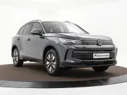 Volkswagen Tiguan Limited Edition 1.5 eHybrid 204 PK 6 versn. DSG · Design Pakket Dark · Trekhaak inklapbaar, met elektrische ontgrendeling, incl. aanhangermanoeuvreerhulp Trailer Assist · Voorraad OUTLET · Prijs is inclusief inruilpremie ·