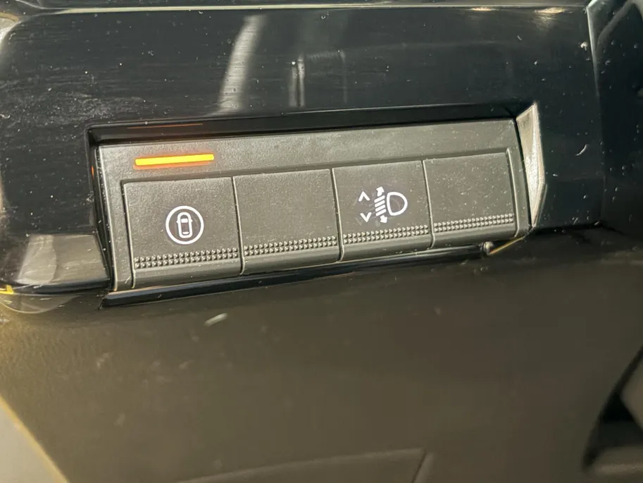 Renault 5 Comfort Range Techno 52 kWh Automaat | SoH 99% | 1e eigenaar | Navi | Camera | Parkeersensoren | Apple CarPlay/Android Auto | Adaptive Cruise Control | Licht & Regen Sensor | Lichtmetalen Velgen | Full LED |