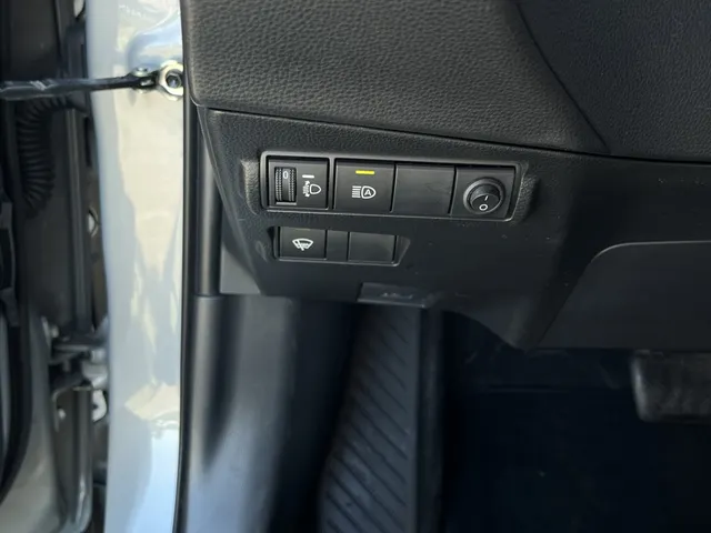 Toyota Corolla Cross Hybrid 140 Dynamic | Parkeersensoren V+A | All Seasons
