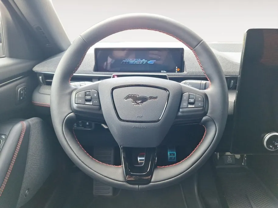 Ford Mustang Mach-E Extended Premium RWD 88 kWh | Technology Pack + | B&O Audio | El. Vert. Bestuurdersstoel+Memorie | Full Led | 360Camera | Adaptive Cruisecontrol | Dodehoekdetectie |