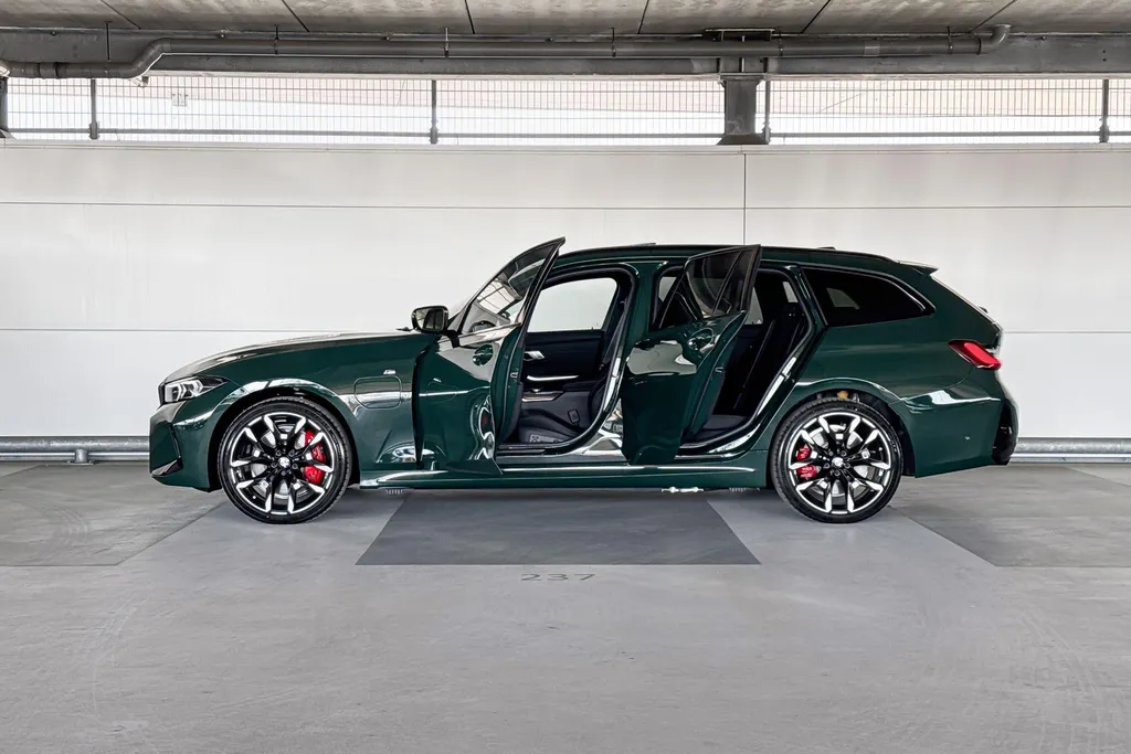 BMW 3 Serie Touring 330e M Sport Edition